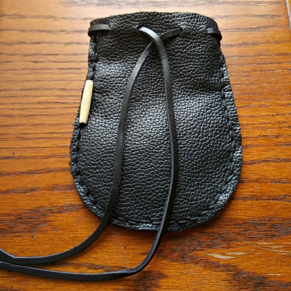 Leather Tech gadget pouch - Picture 5 of 8